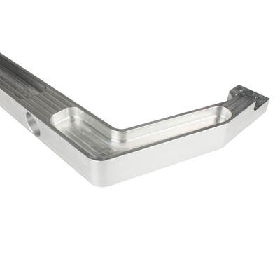 Bon prix AL7075 Aluminium avec anodisation naturelle finition de précision CNC usinée en forme de L cadre rail en ligne